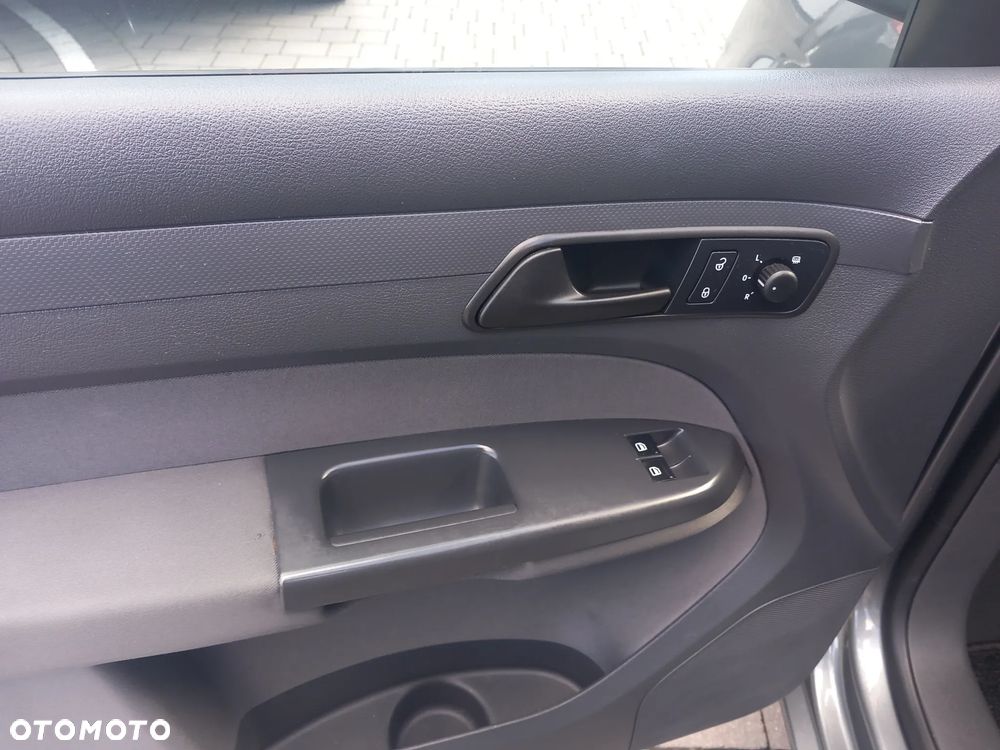 Volkswagen Caddy - 12