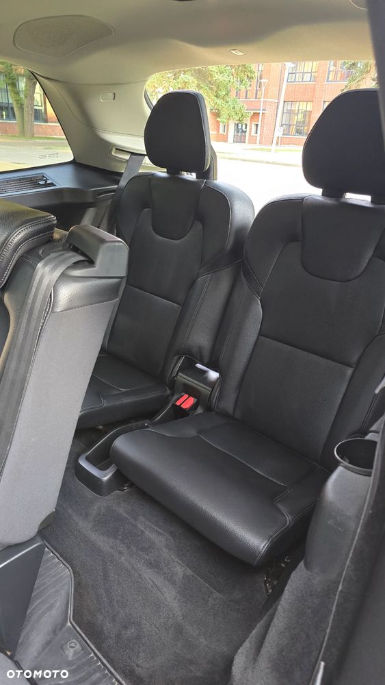 Volvo XC 90 - 19