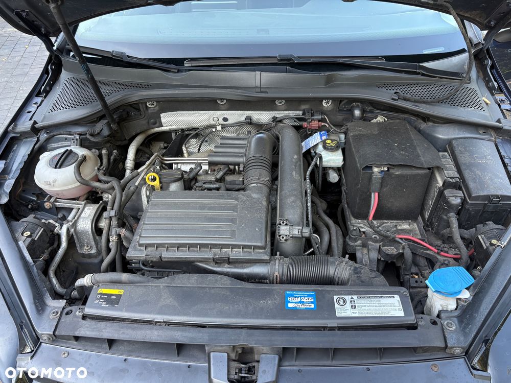 Volkswagen Golf 1.2 TSI BlueMotion Technology Cup - 19