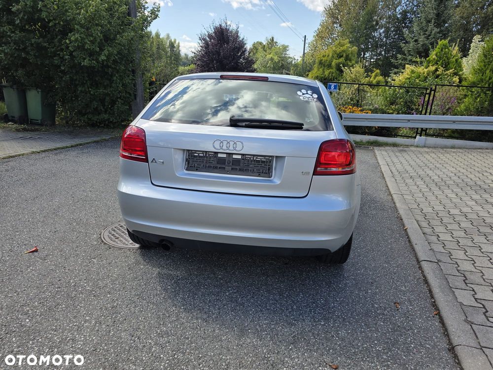 Audi A3 3-drzwiowe 1.6 Ambiente - 23