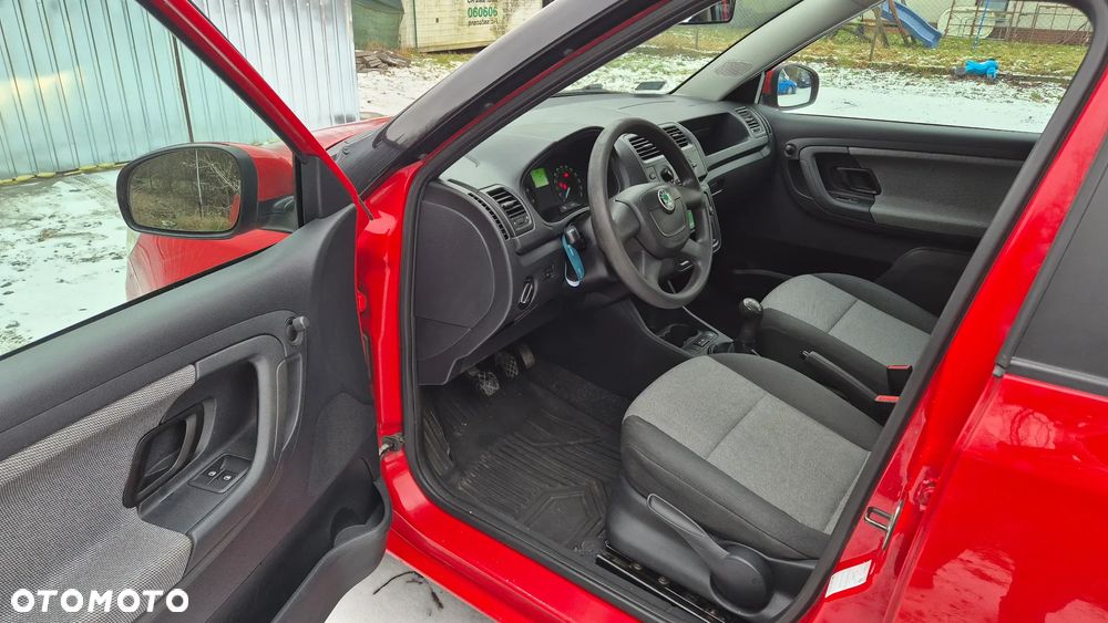 Skoda Fabia 1.2 HTP - 5