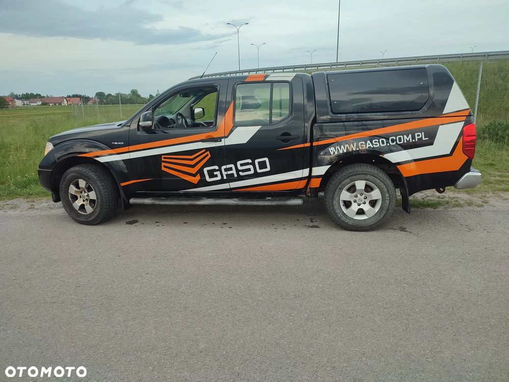 Nissan Navara 2.5 D Platinum - 8