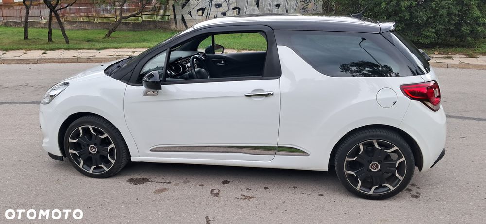 Citroën DS3 1.6 HDi 99g SoChic - 11