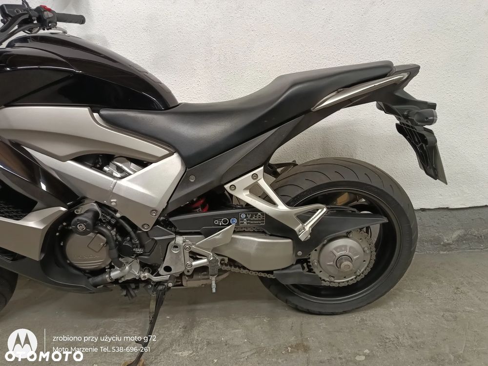 Honda VFR - 19