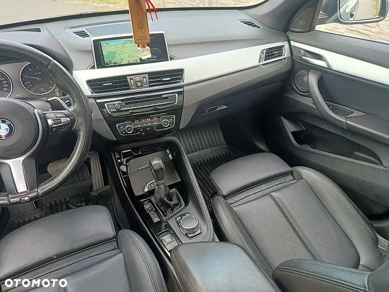 BMW X1 xDrive18d xLine sport - 7