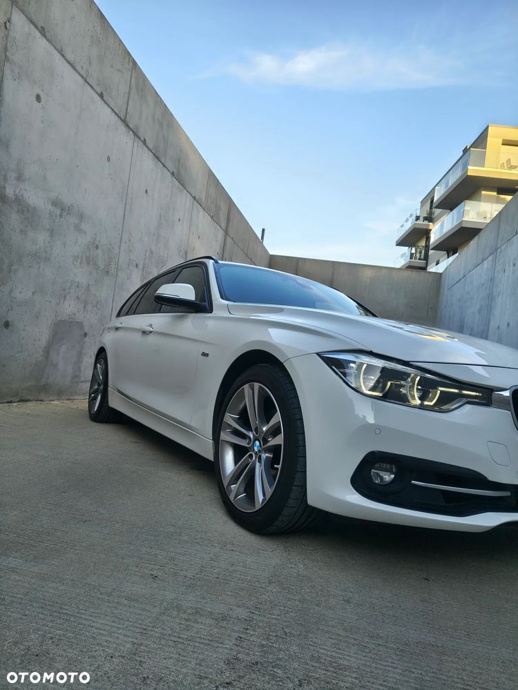 BMW Seria 3 320d Sport Line - 2