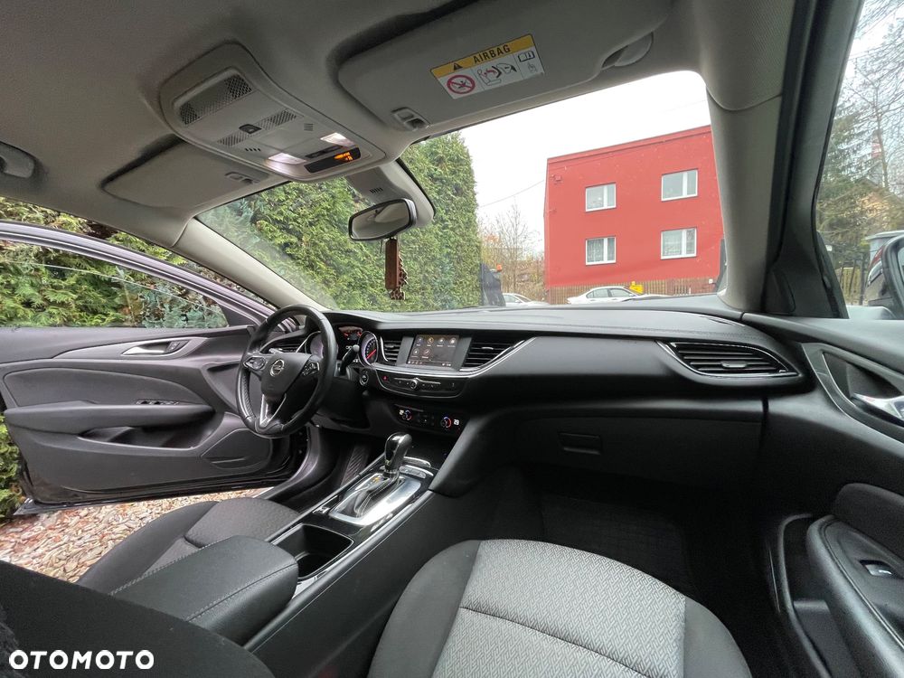 Opel Insignia 1.5 T Exclusive S&S - 23