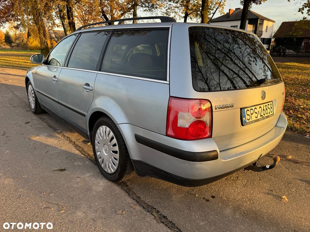 Volkswagen Passat 1.8T Comfortline - 9