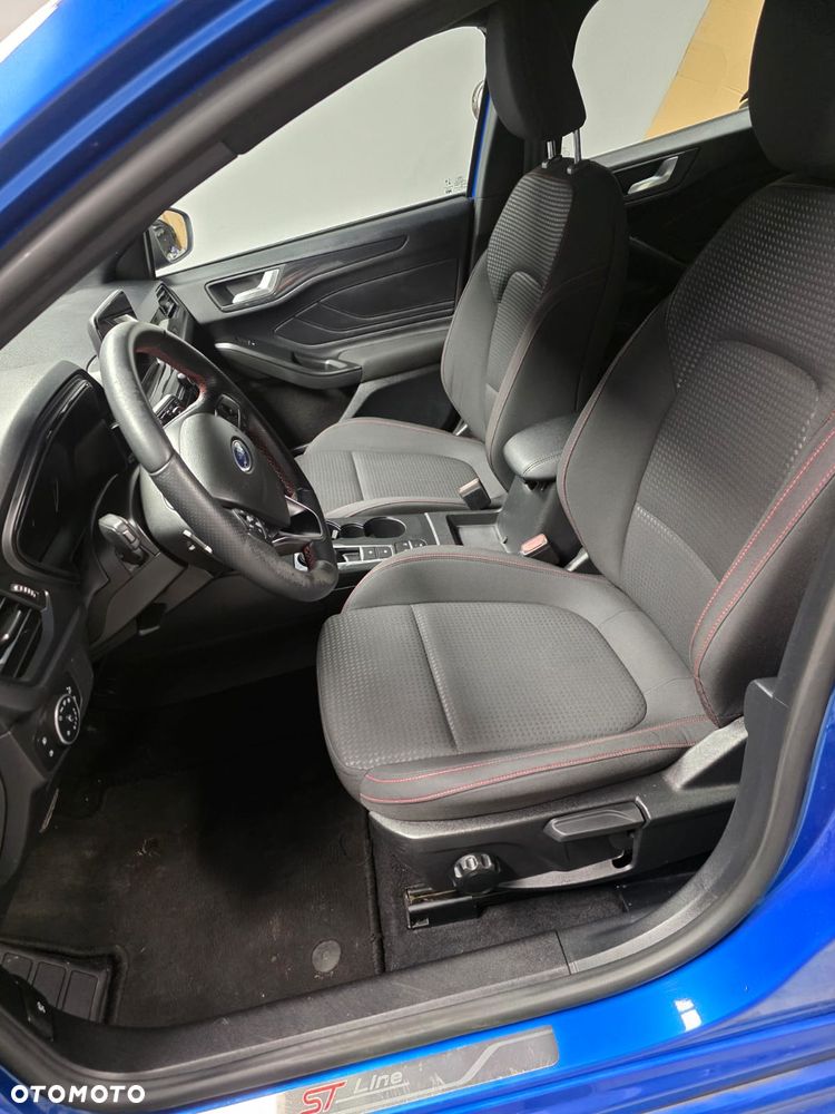 Ford Focus 1.5 EcoBlue STart-Stopp-System ST-LINE X - 10