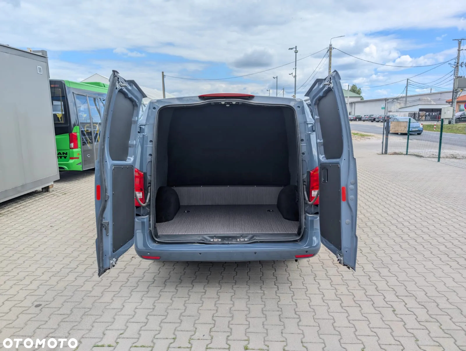 Mercedes-Benz Vito - 13