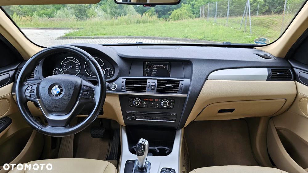BMW X3 xDrive20d - 23