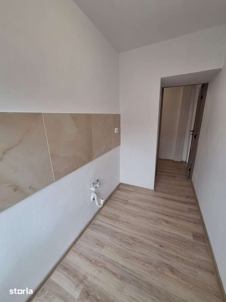 Iulius Town -  4 camere, balcon, în Circumvalatiunii ... 97.900 euro - Imagine principală: 3/14