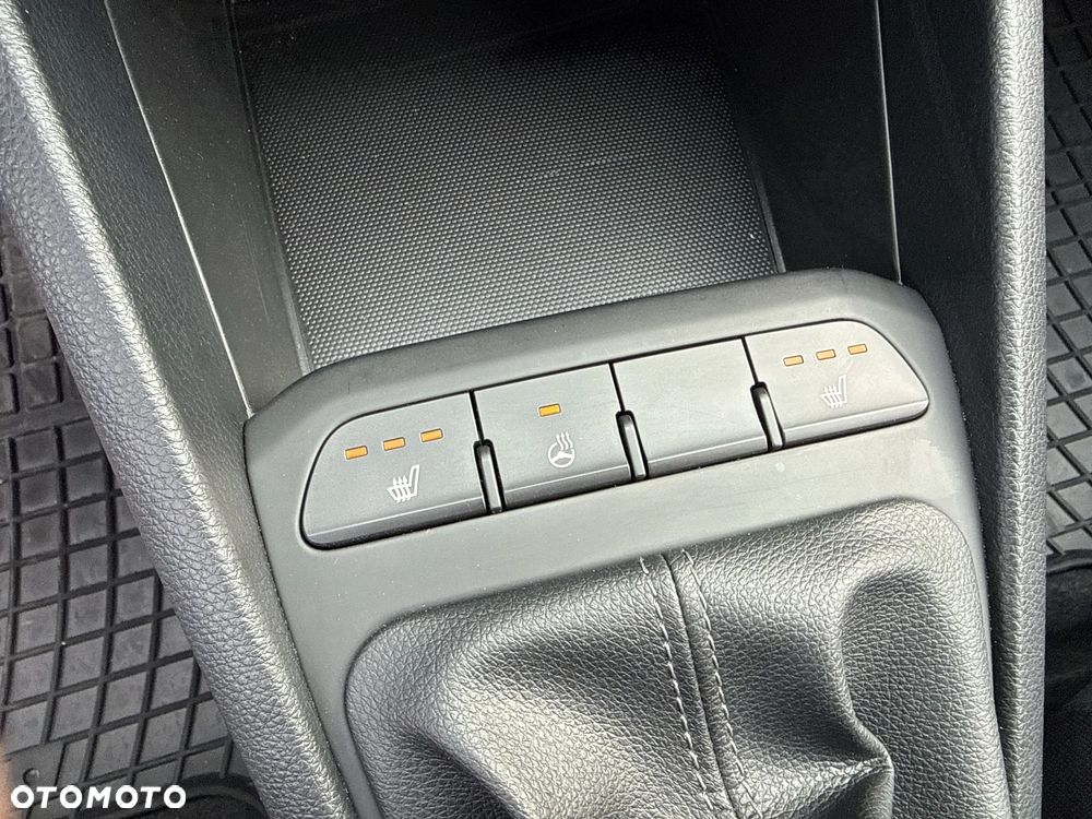 Kia Stonic 1.2 M - 23