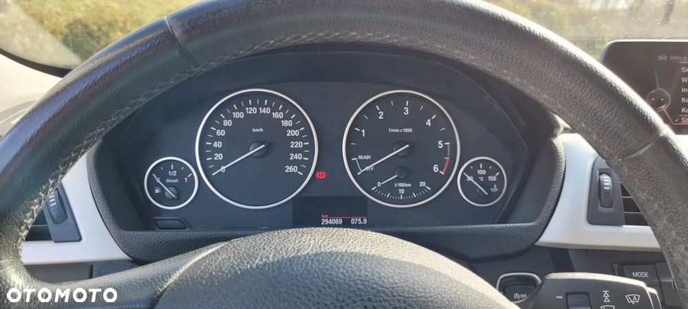 BMW Seria 3 320d Efficient Dynamics Edition - 8