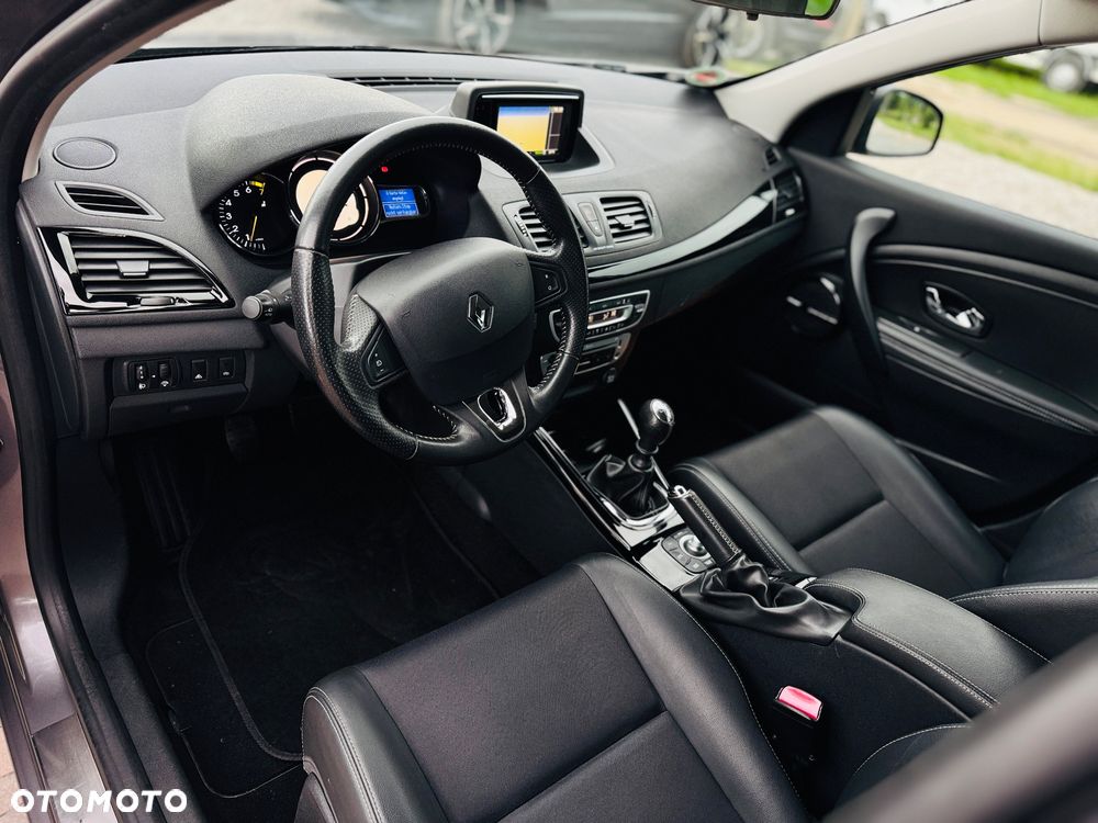 Renault Megane ENERGY TCe 115 Start & Stopp Bose Edition - 11