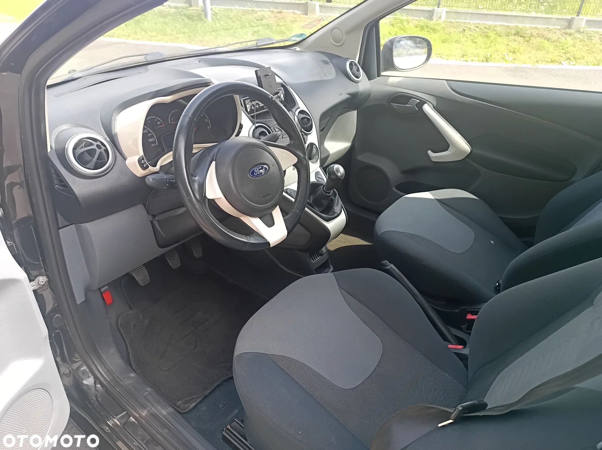 Ford KA - 3