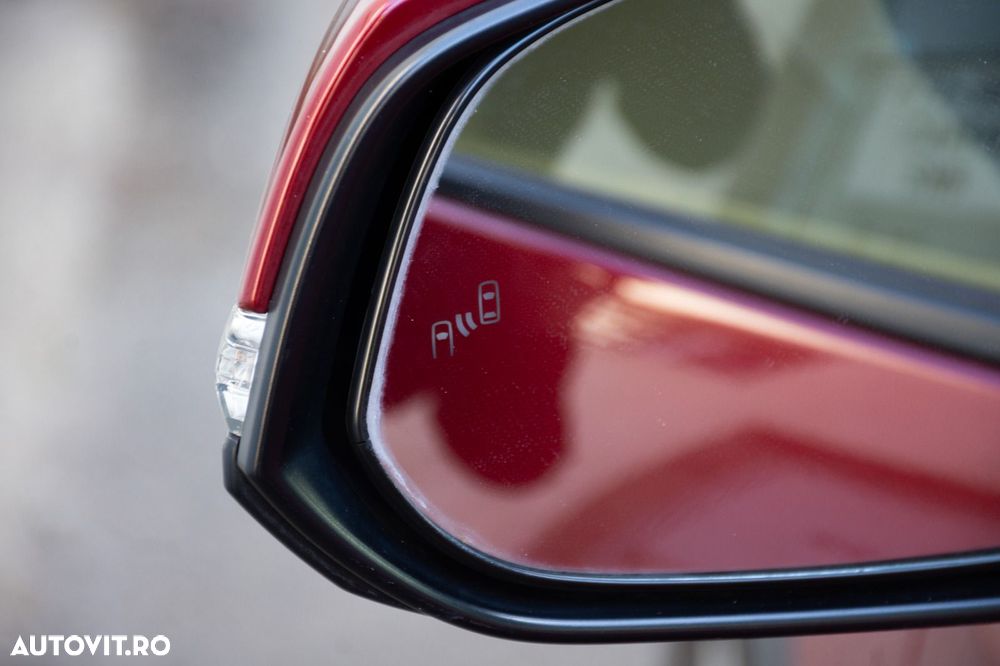 Toyota RAV4 2.5 VVT-iE 4x4 Luxury Premium - 16