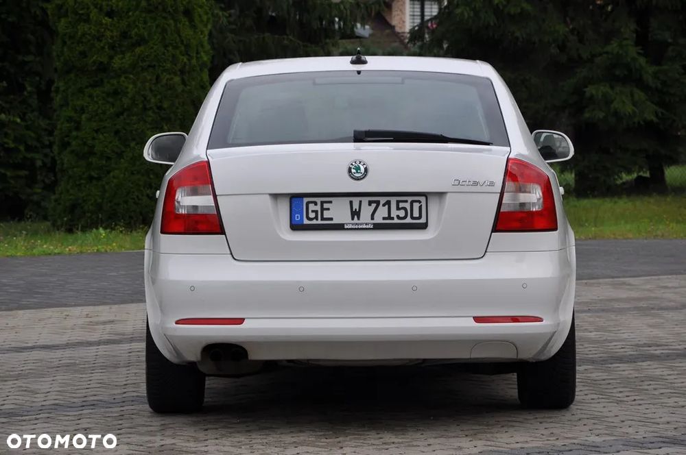 Skoda Octavia 1.4 TSI FAMILY - 13