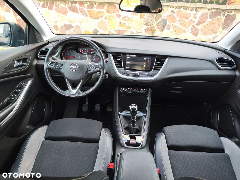 Opel Grandland X 1.2 Start/Stop 120 Jahre - 17