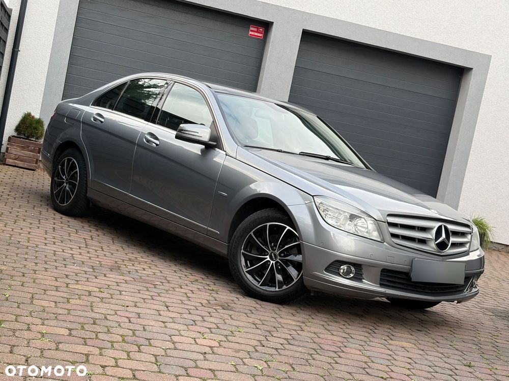 Mercedes-Benz Klasa C 180 Kompressor BlueEFFICIENCY Elegance - 7