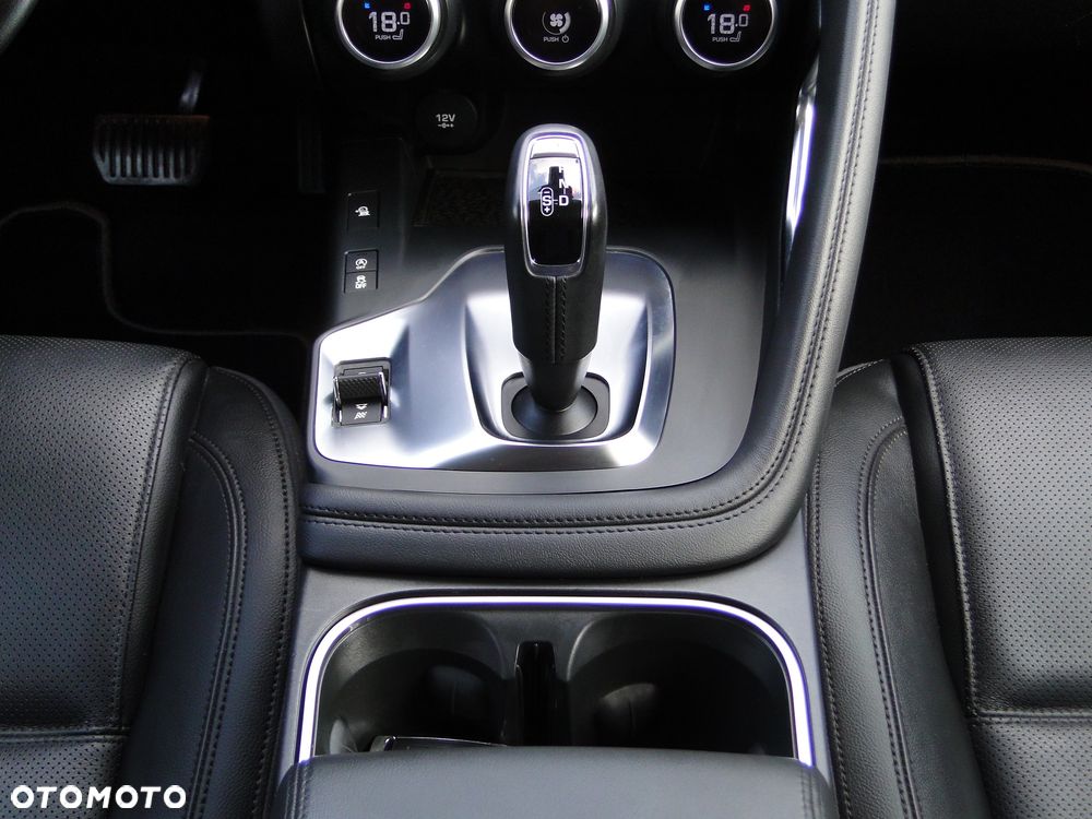 Jaguar E-Pace P250 AWD S - 23
