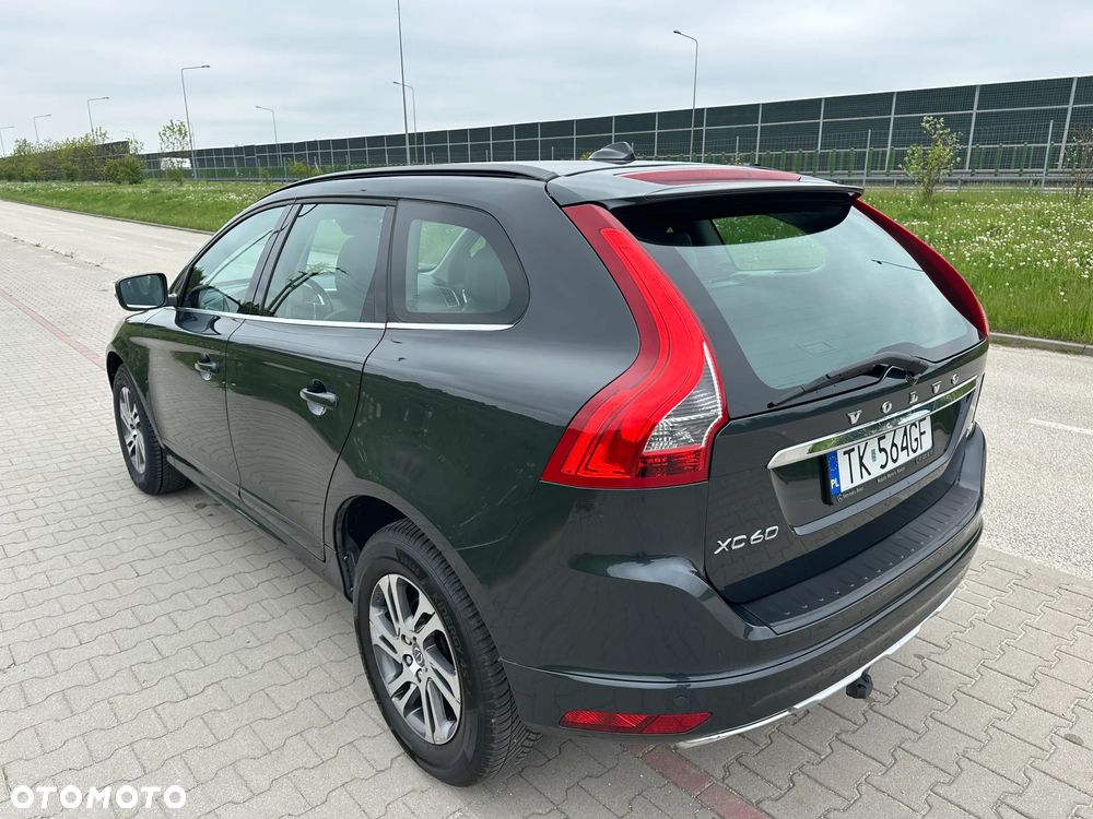 Volvo XC 60 D4 Geartronic Momentum - 18