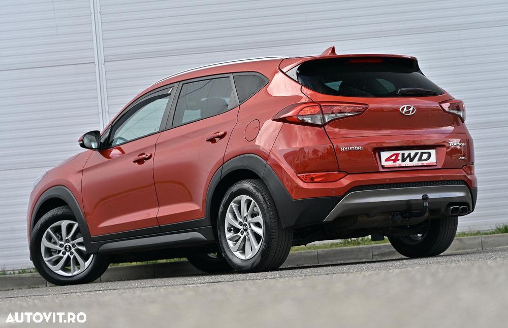 Hyundai Tucson 2.0 CRDI 4WD Automatik Style - 8