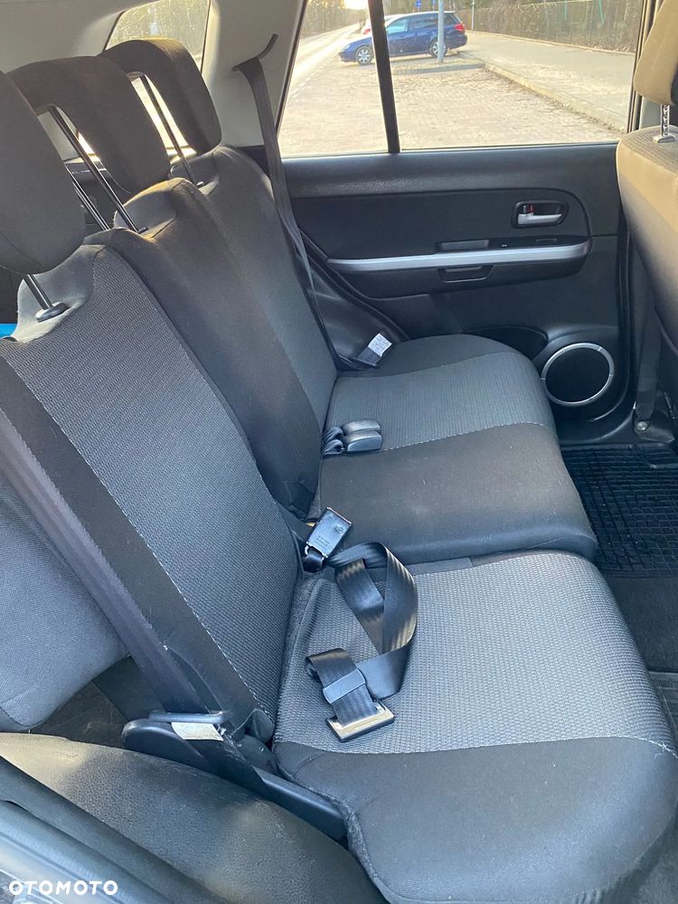 Suzuki Grand Vitara 1.9 DDiS - 4