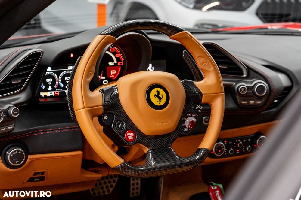Ferrari 488 GTB - 32