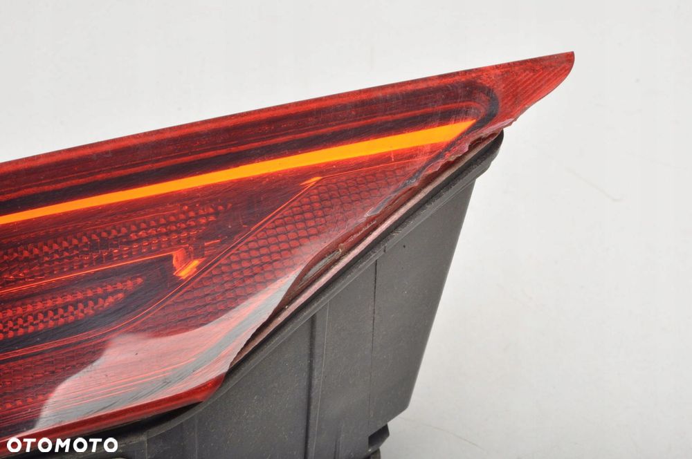 VOLVO XC60 II LAMPA LEWA TYLNA LEWY TYŁ W KLAPĘ P2 31446619 - 4