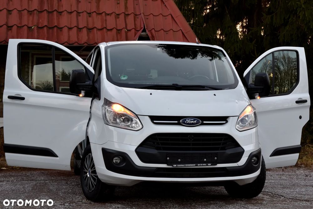 Ford Transit Custom 300 L2H1 VA Titanium - 4