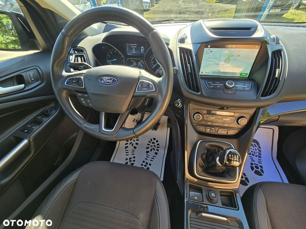 Ford Kuga - 22