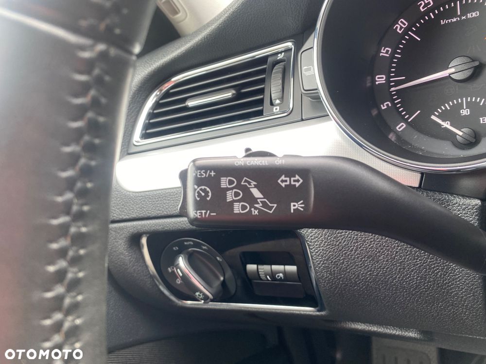 Skoda Superb 2.0 TDI DSG Exclusive - 19