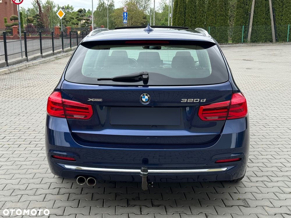 BMW Seria 3 320d Touring xDrive Luxury Line - 10