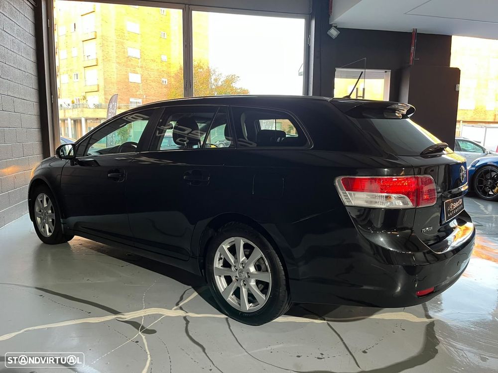 Toyota Avensis SW - 7