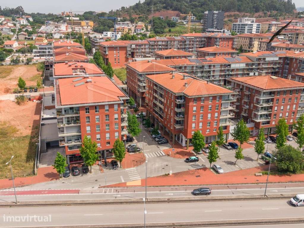 Estabelecimento comercial | Quinta da Portela, Coimbra - Grande imagem: 5/12