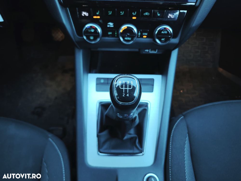 Skoda Octavia ver-1-6-tdi-ambition - 18