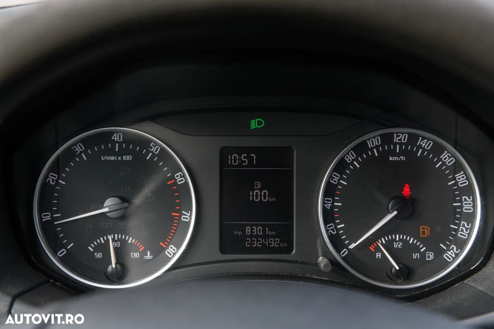 Skoda Octavia 1.2 TSI Classic - 8