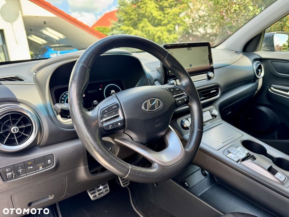 Hyundai Kona 64kWh Premium - 9