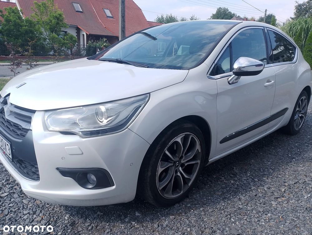 Citroën DS4 THP 200 SportChic - 8