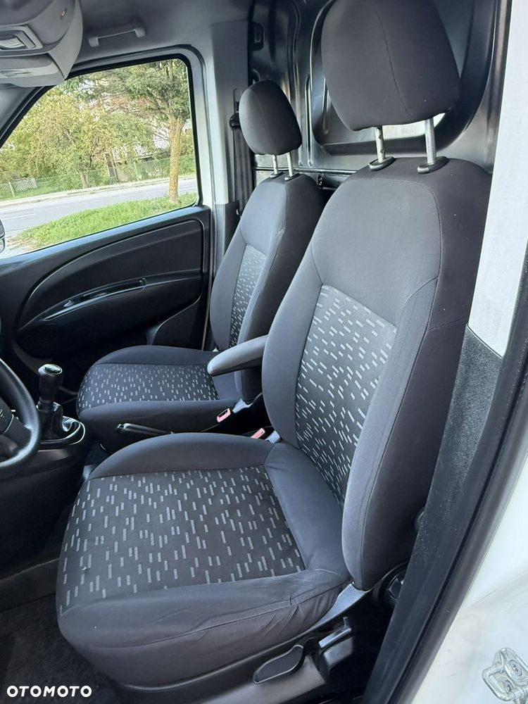 Opel Combo - 13