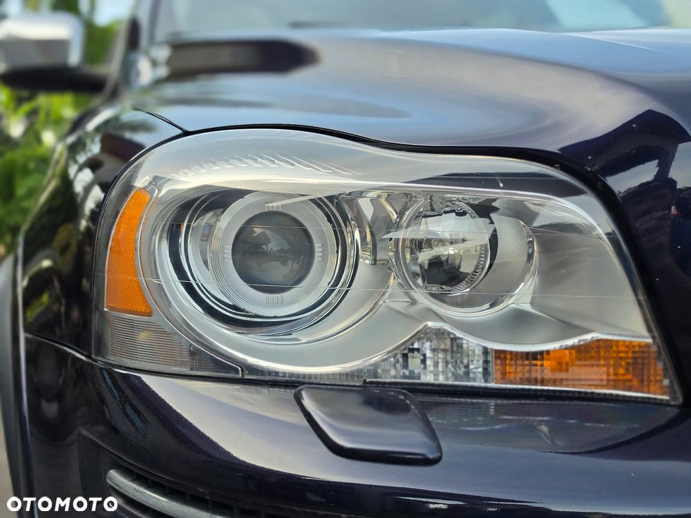 Volvo XC 90 - 4