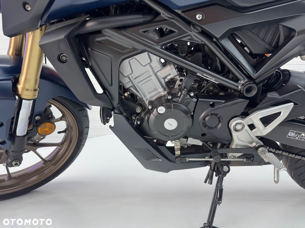Honda CB - 31