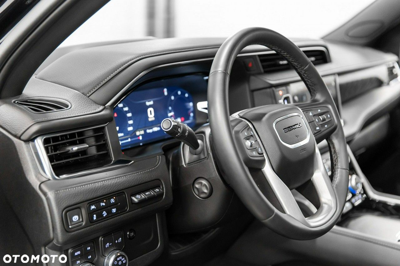 GMC Yukon - 30