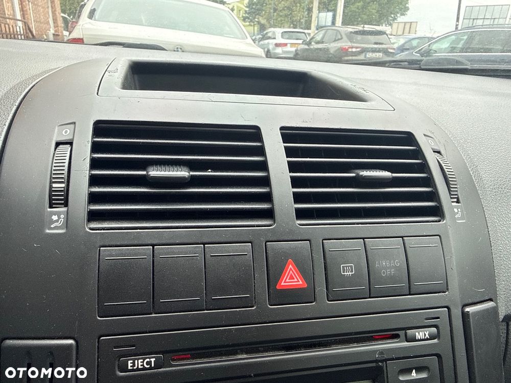 Volkswagen Polo 1.2 - 32