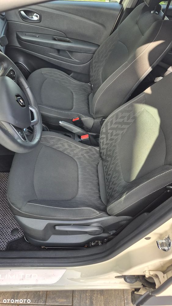 Renault Captur - 10