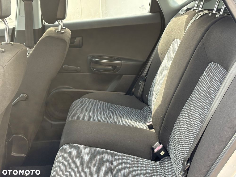 Kia Ceed 1.6 S Euro2012 - 11