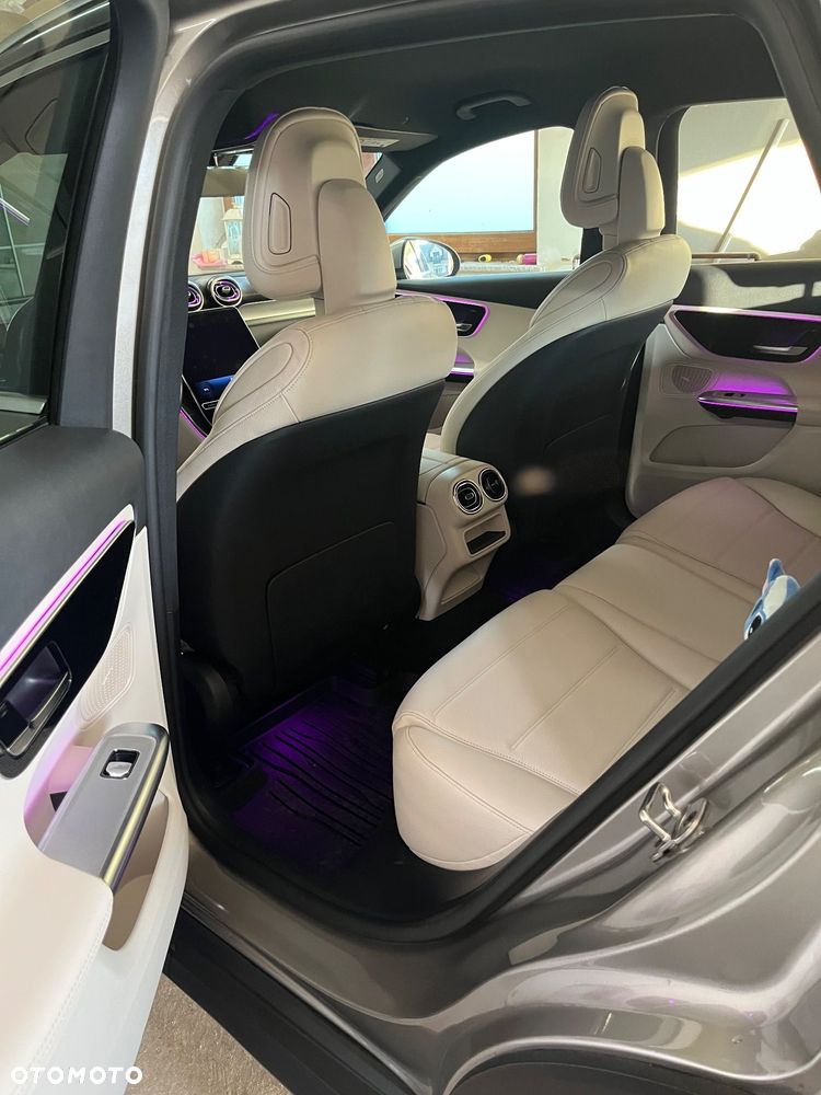 Mercedes-Benz GLC 220 d 4Matic 9G-TRONIC Edition Avantgarde - 3