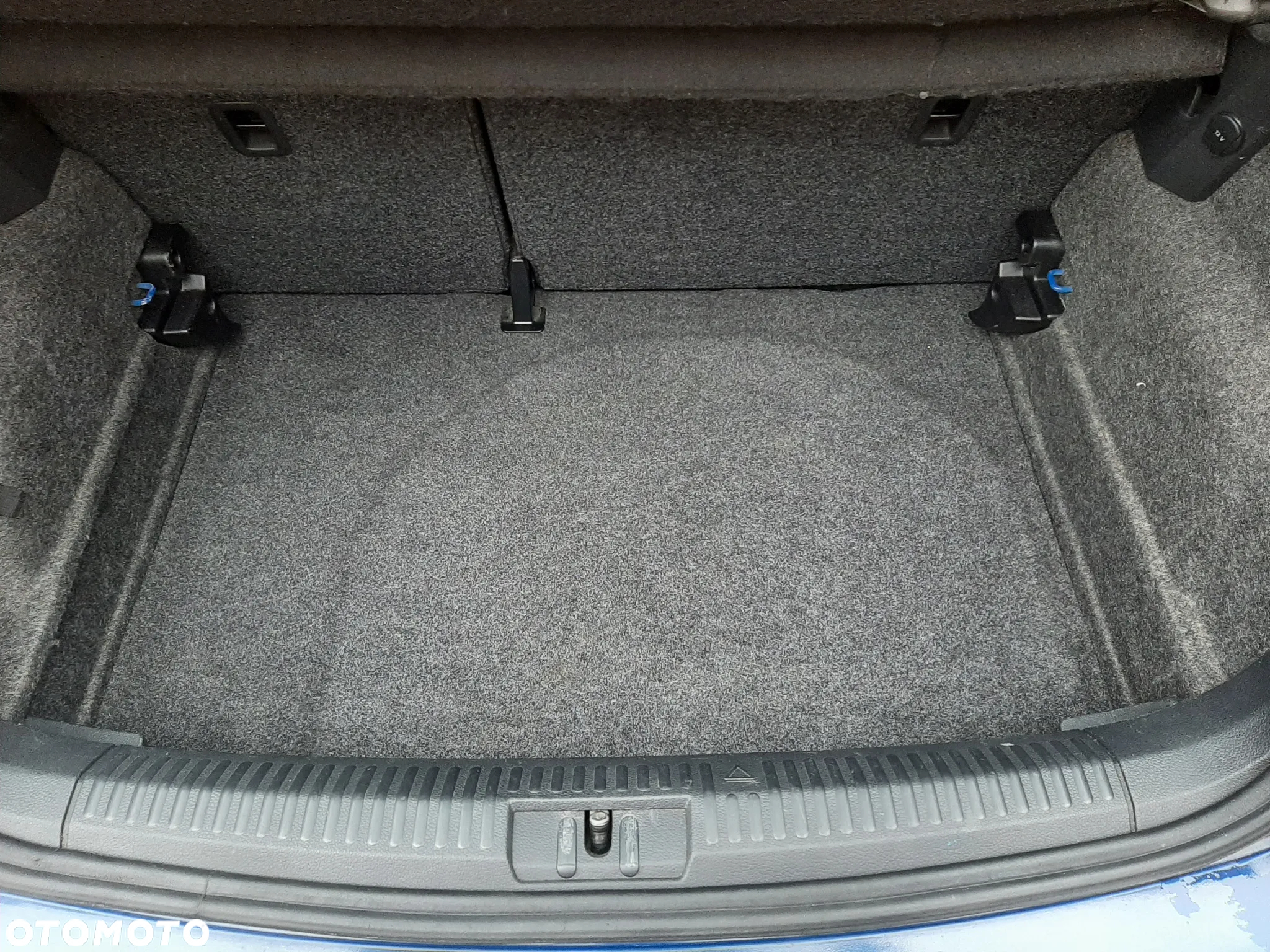 Volkswagen Polo - 11