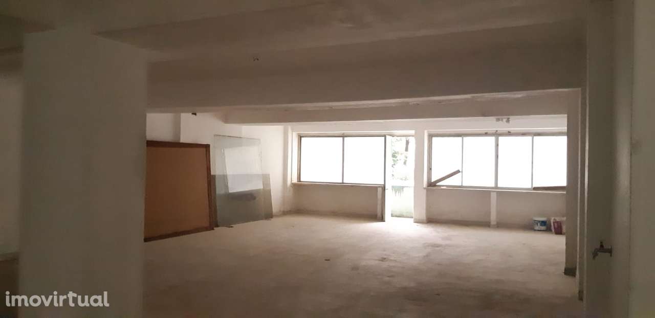 Armazém  Venda em Agualva e Mira-Sintra,Sintra - Grande imagem: 4/15